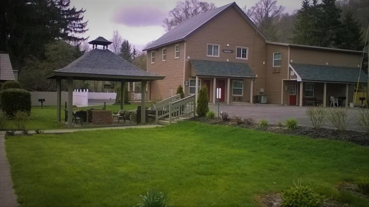 Edelweiss Ski Lodge Ellicottville Exterior photo