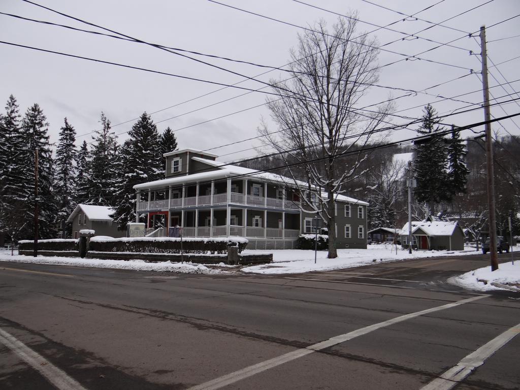 Edelweiss Ski Lodge Ellicottville Exterior photo