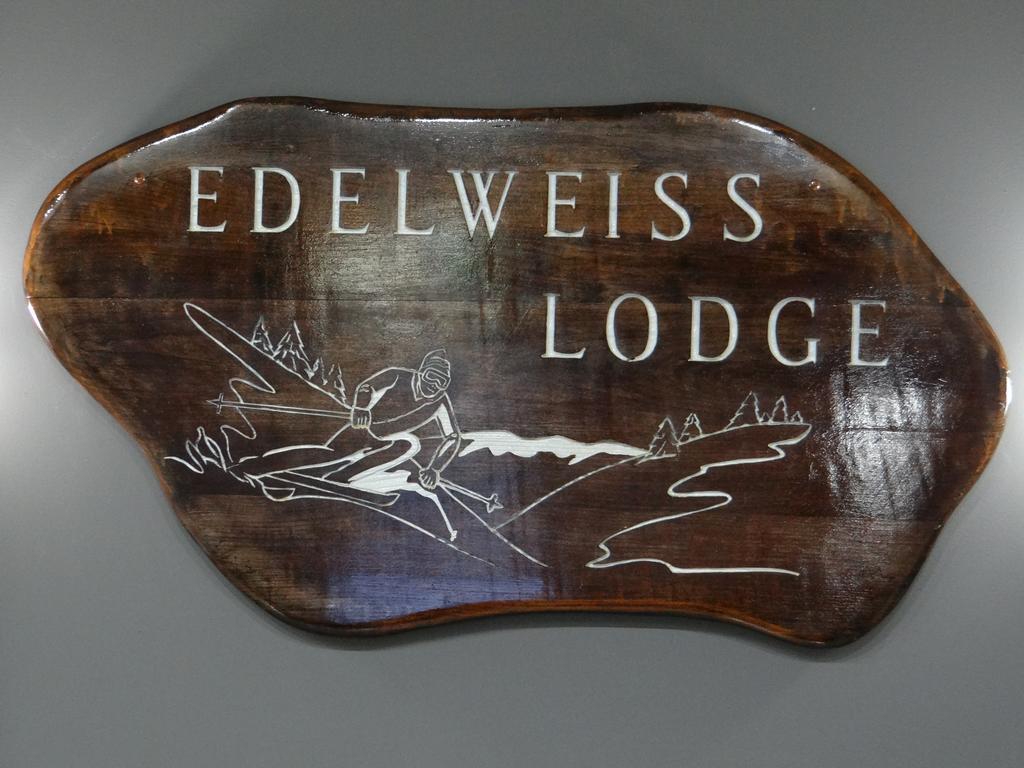 Edelweiss Ski Lodge Ellicottville Exterior photo